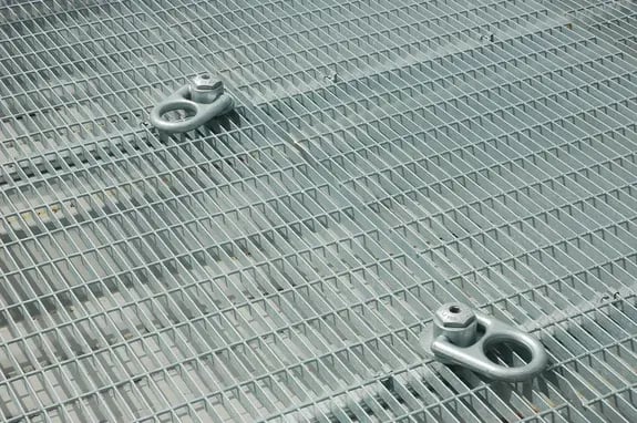 2006-Rappelling-Anchors